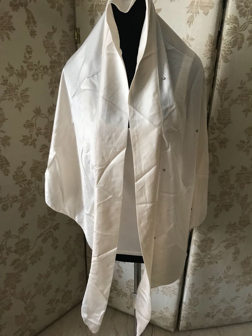 Kerudung Segitiga Silk Dg Batu2 Permata Womens Fashion Womens