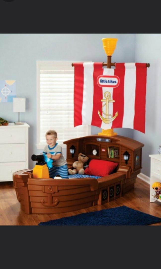 Little tikes Disney Jake the Pirate ship bed, Hobbies & Toys, Toys