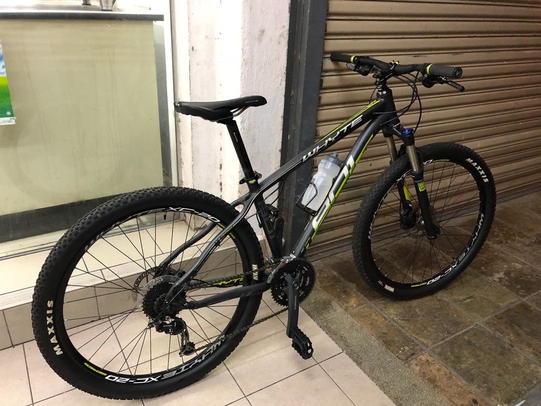 Mountain bike Whyte 801 like new Sports Equipment Bicycles