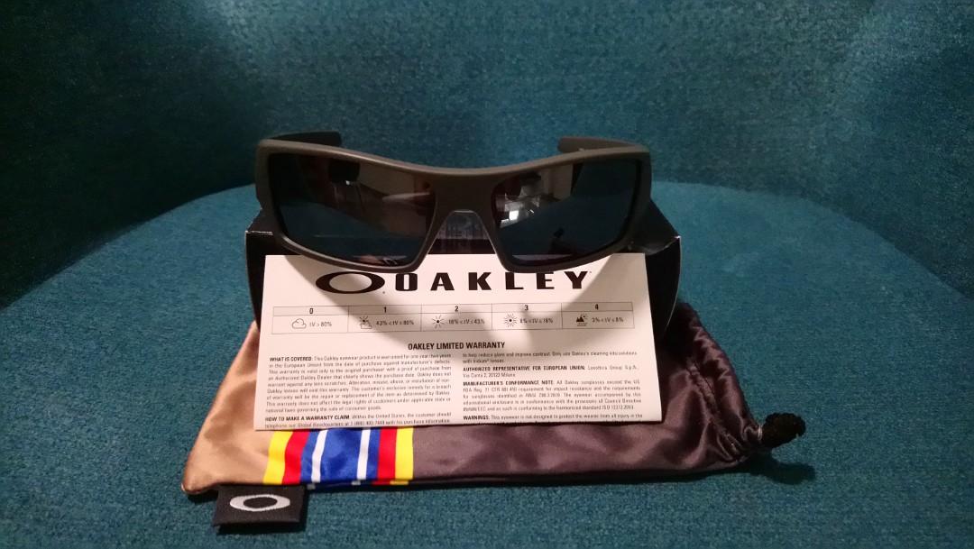 oakley sunglasses warranty us