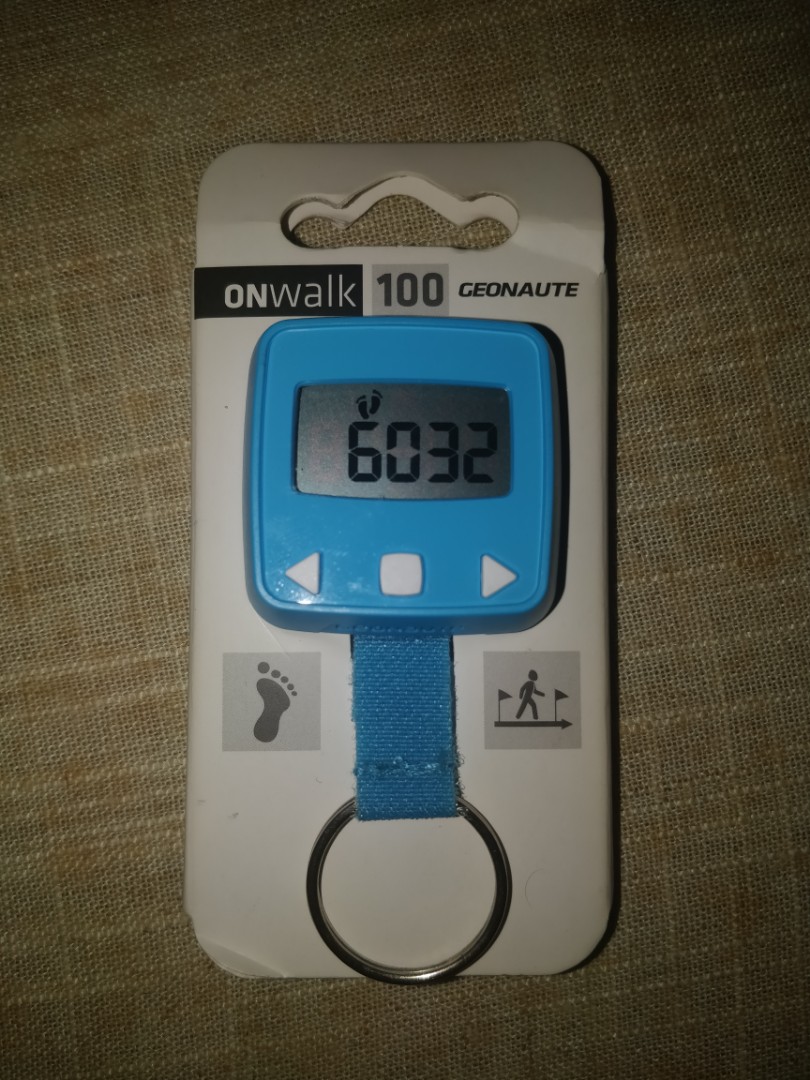 ONwalk 100 Accelerometer Pedometer, Sports Equipment, Exercise