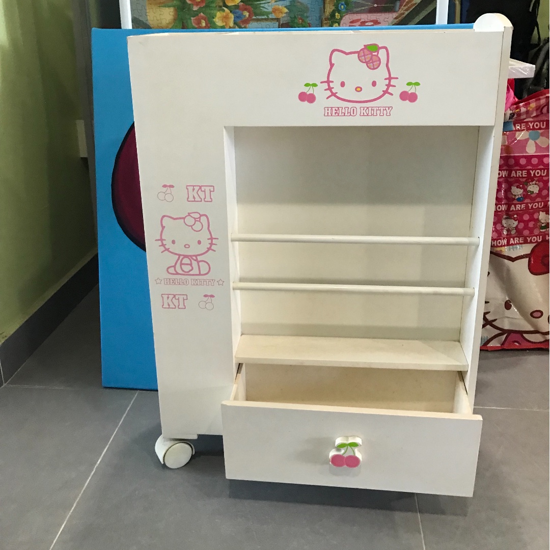 Preloved Hello Kitty Magazine Rack, Furniture & Home Living, Home
