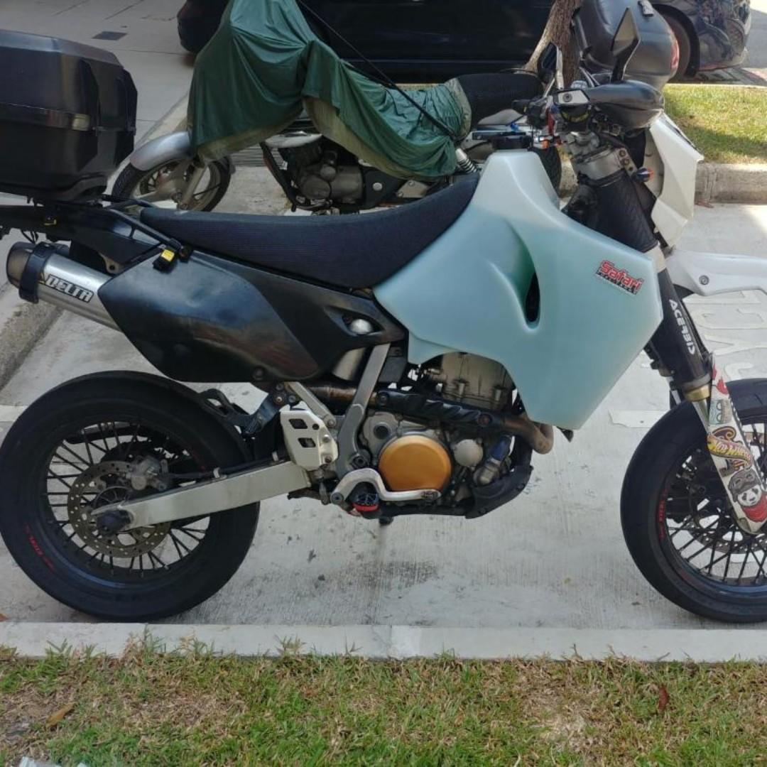 Safari Singapore Suzuki DRZ400SM DRZ400S DRZ400E 17 Litres 28 Litres