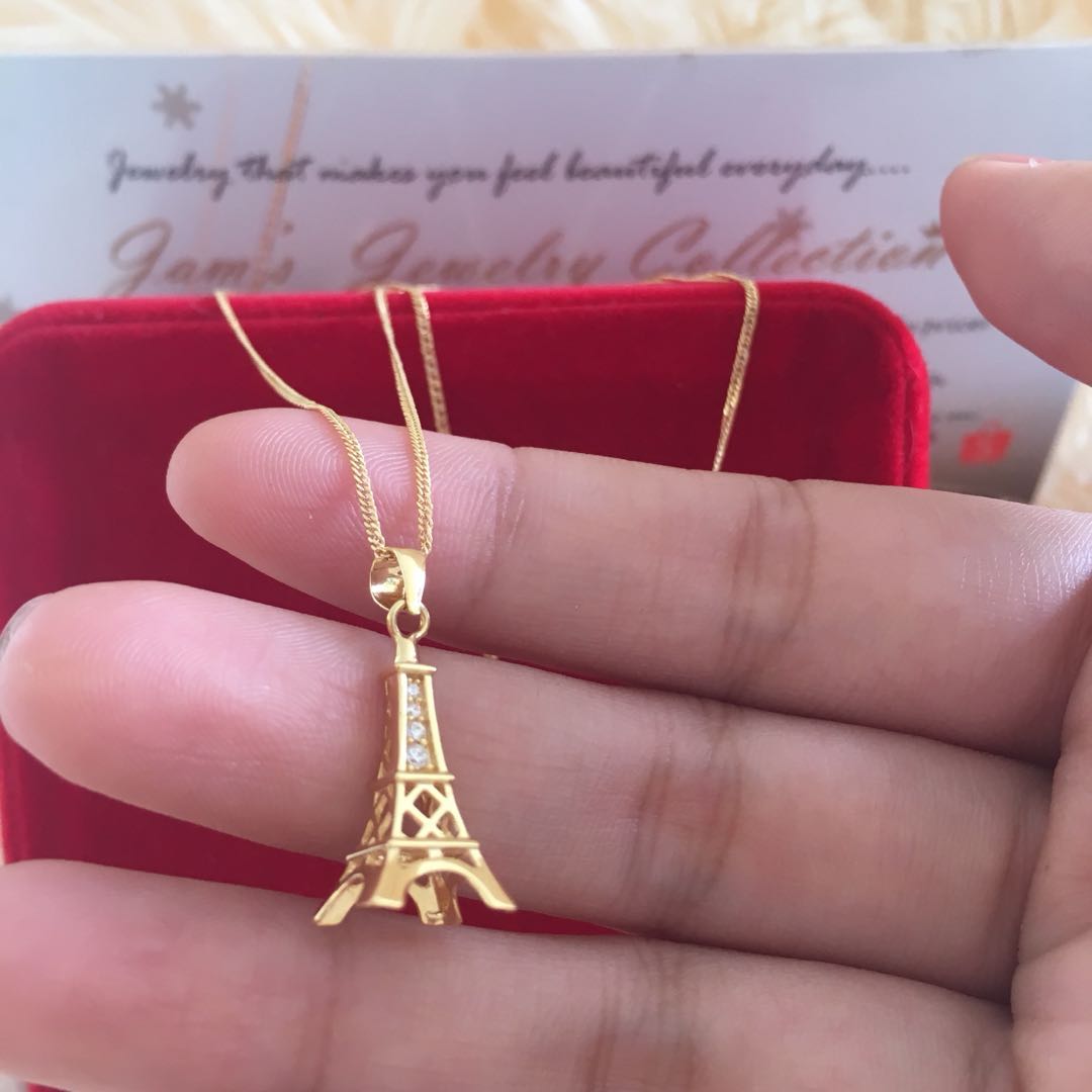 SALE 2 350 g only Eiffel Tower Gold pendant necklace Women s