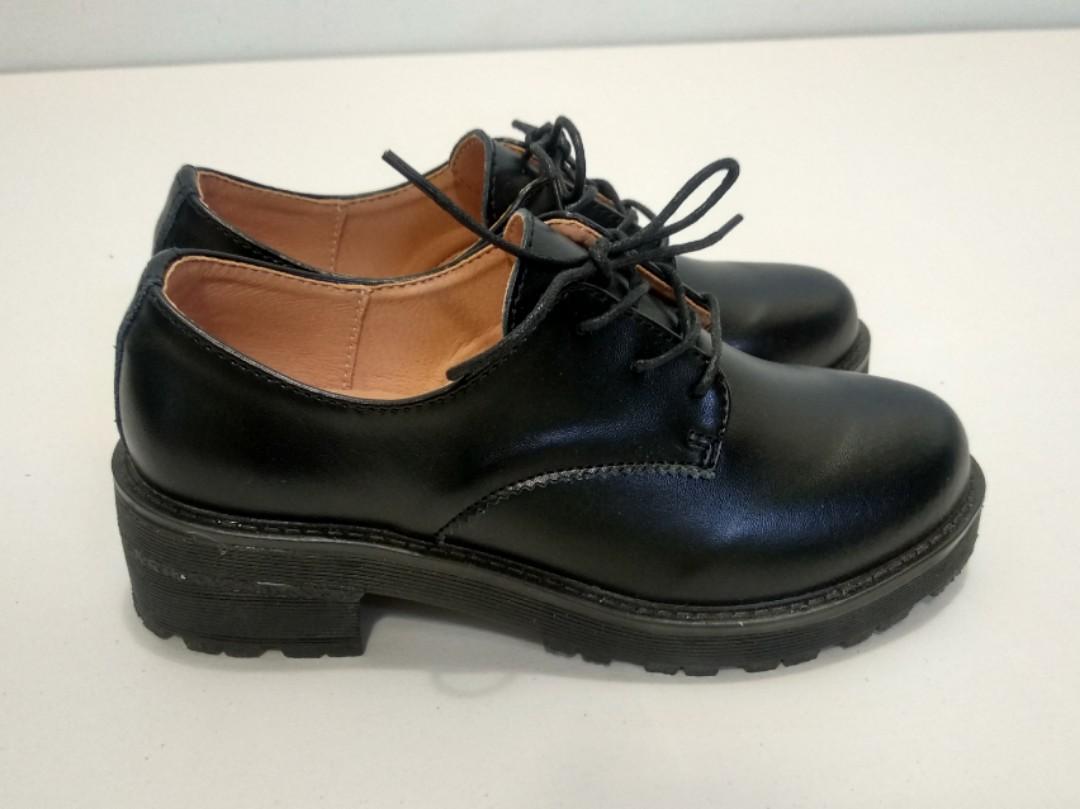 bershka dr martens