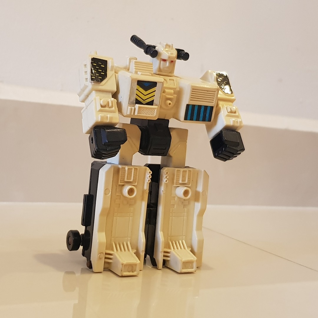 transformers metroplex toy