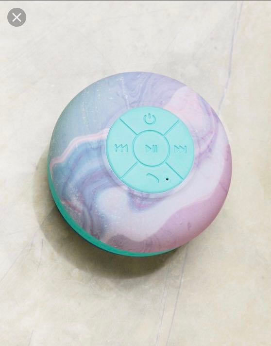 shower speakers typo