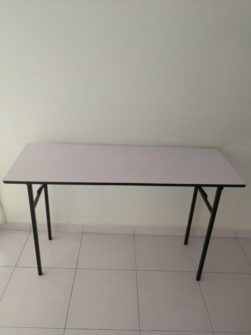 Used Tesco Banquet Table 4ft Home Furniture Furniture On Carousell