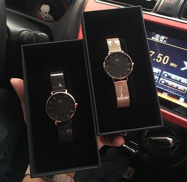 Authentic Daniel Wellington Watch with Free Bangle (Category: Women's Watches) located in Quezon City. Submitted by kellysht (Listing ID 192563973, Image 1). Description: Authentic 💯% w/free bangle Classic Petite in 32mm Complete inclusion direct supplier ❤️.
