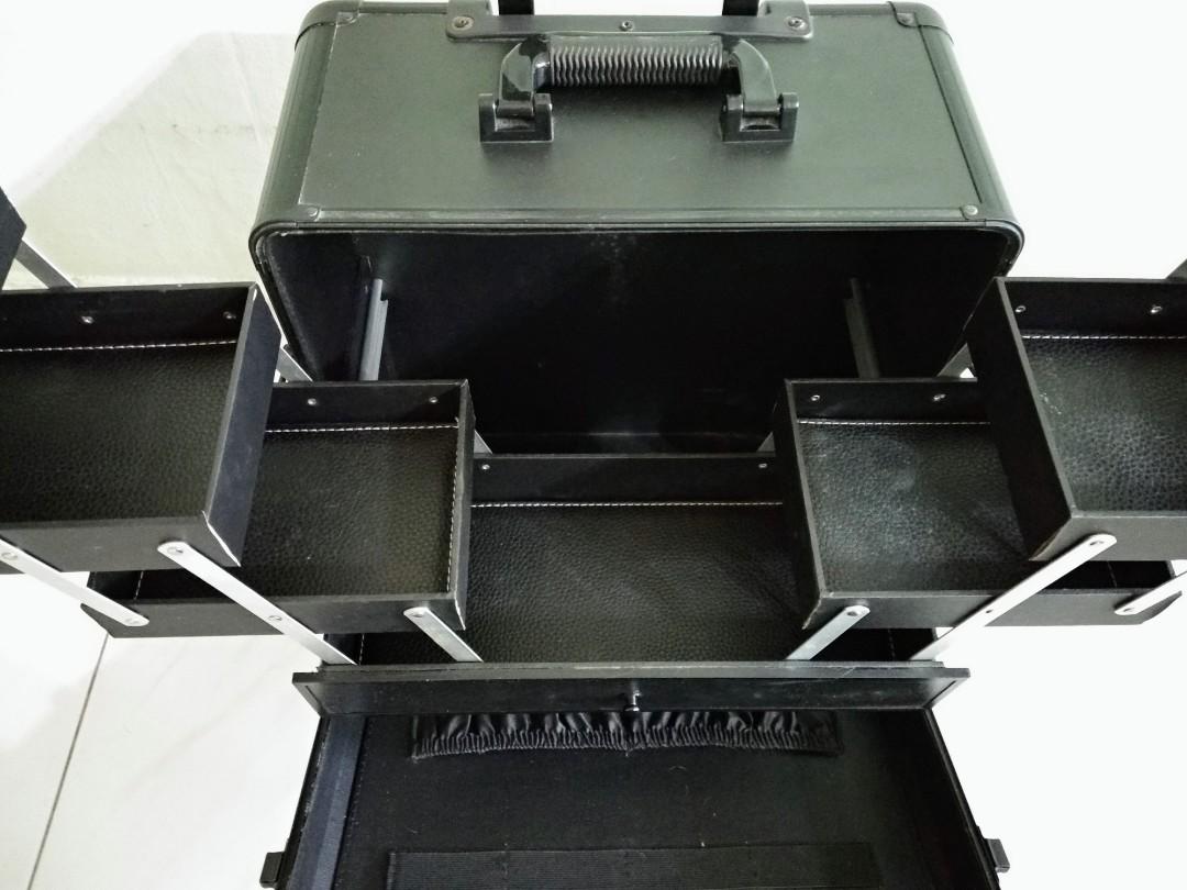 Makeup Case Trolley Bag With Wheels, Women's Fashion, Jewelry