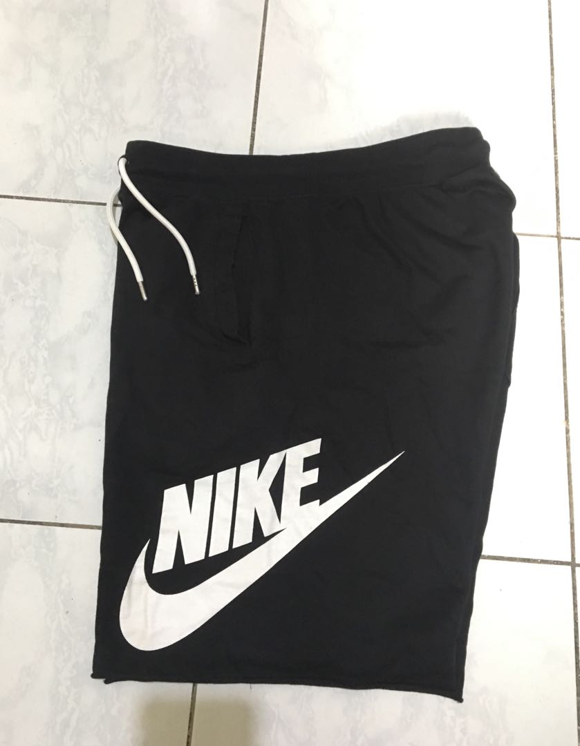 Nike Alumni Shorts, Men's Fashion 