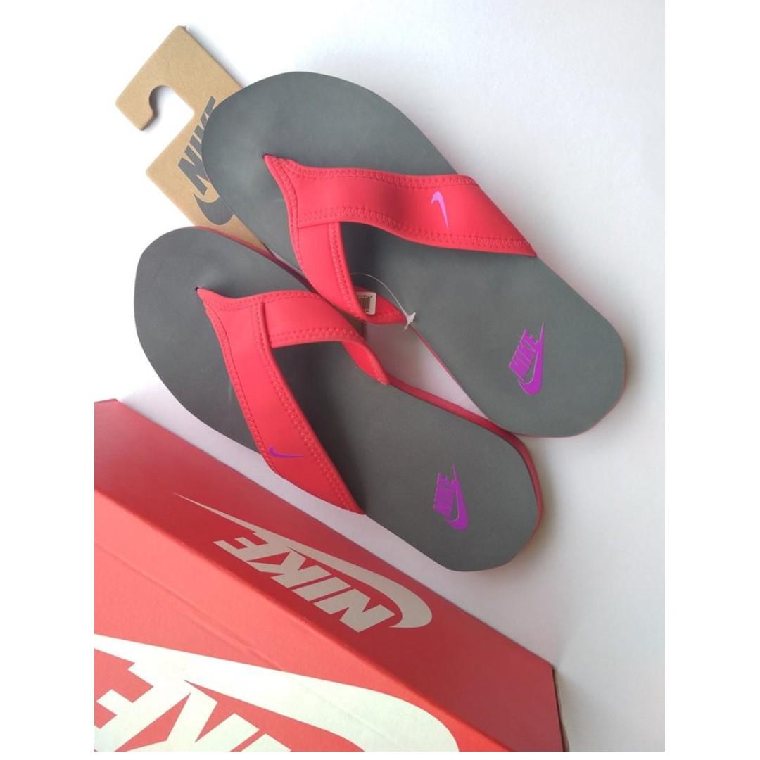 nike celso thong flip flops