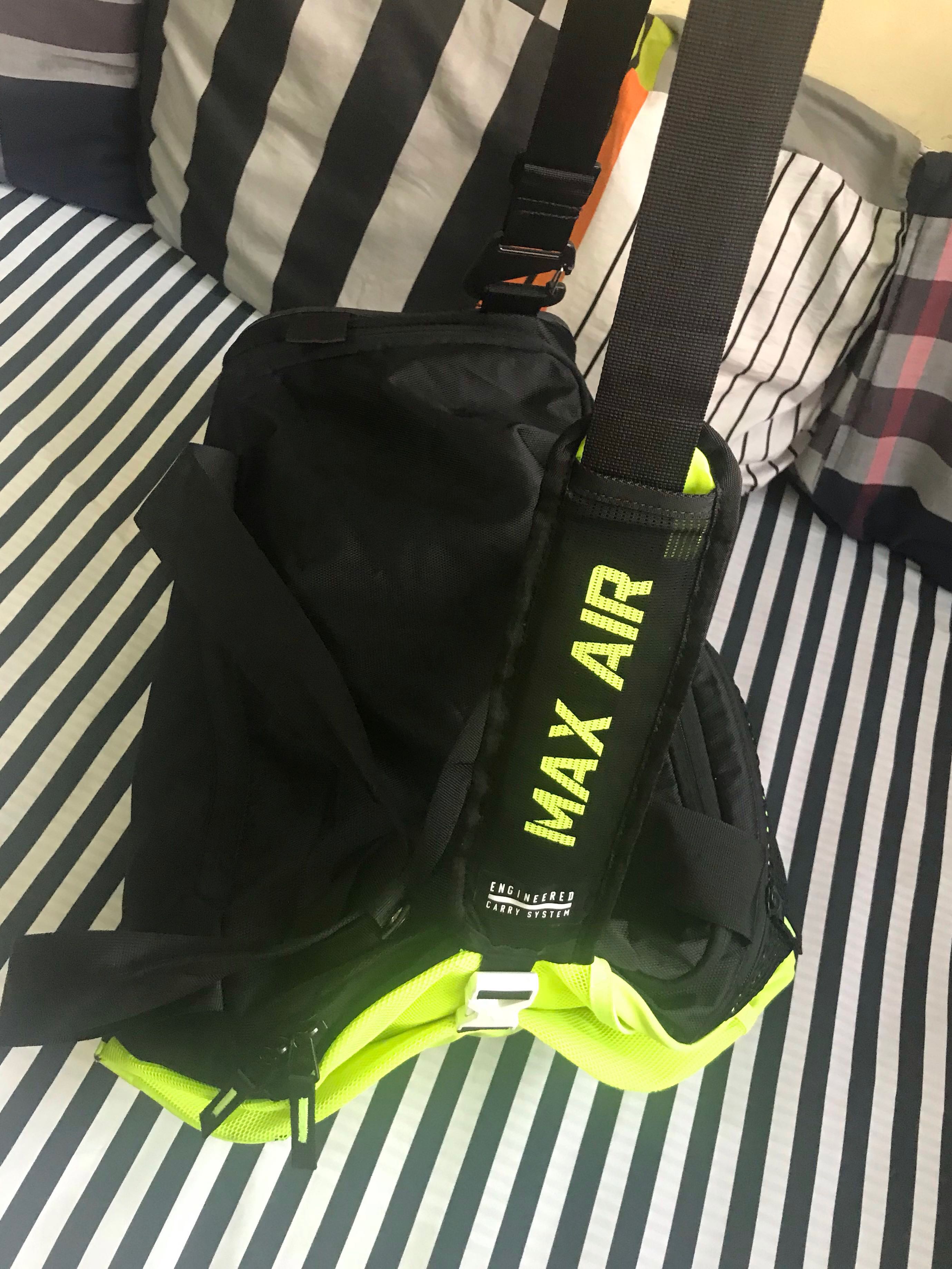 nike max air backpack colors