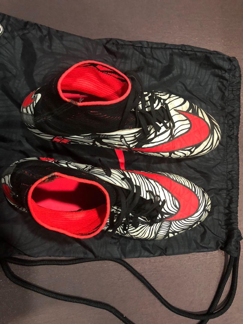 Neymar on sale zebra boots