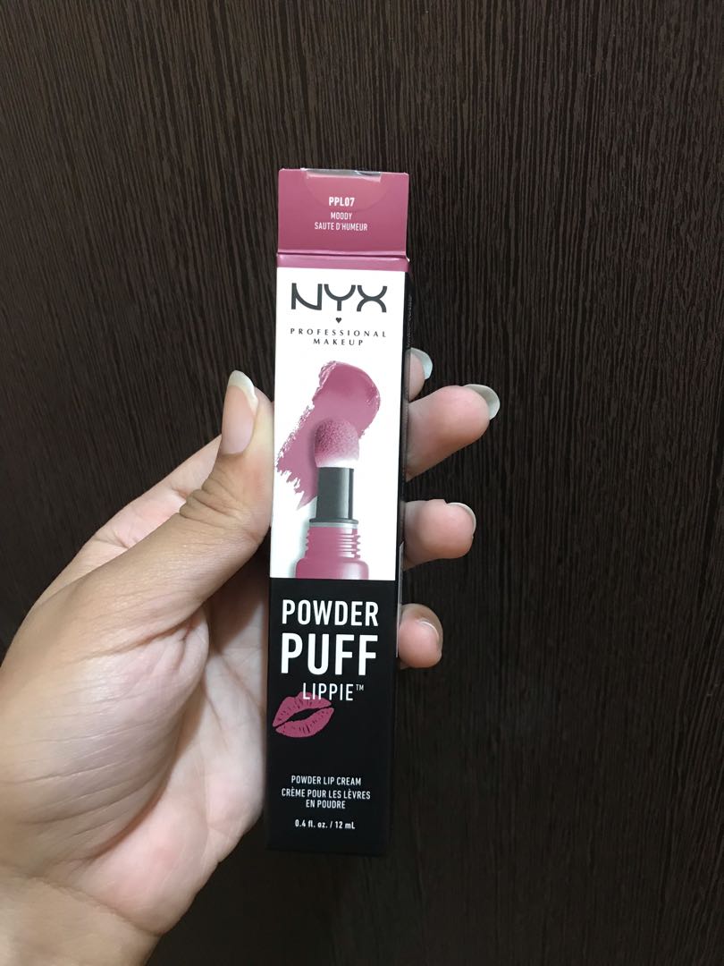NYX powder puff varian moody, Kesehatan & Kecantikan, Rias Wajah di