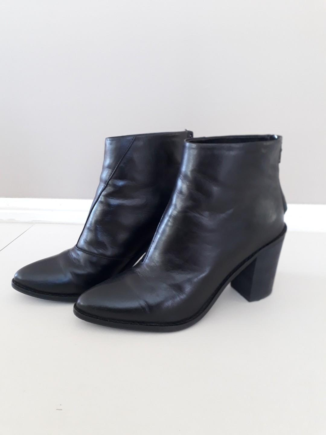 leather ankle boots size 5