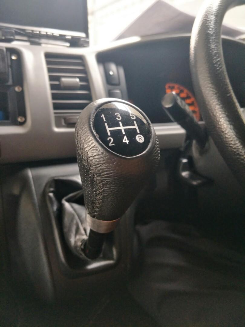 Hiace gear hot sale knob