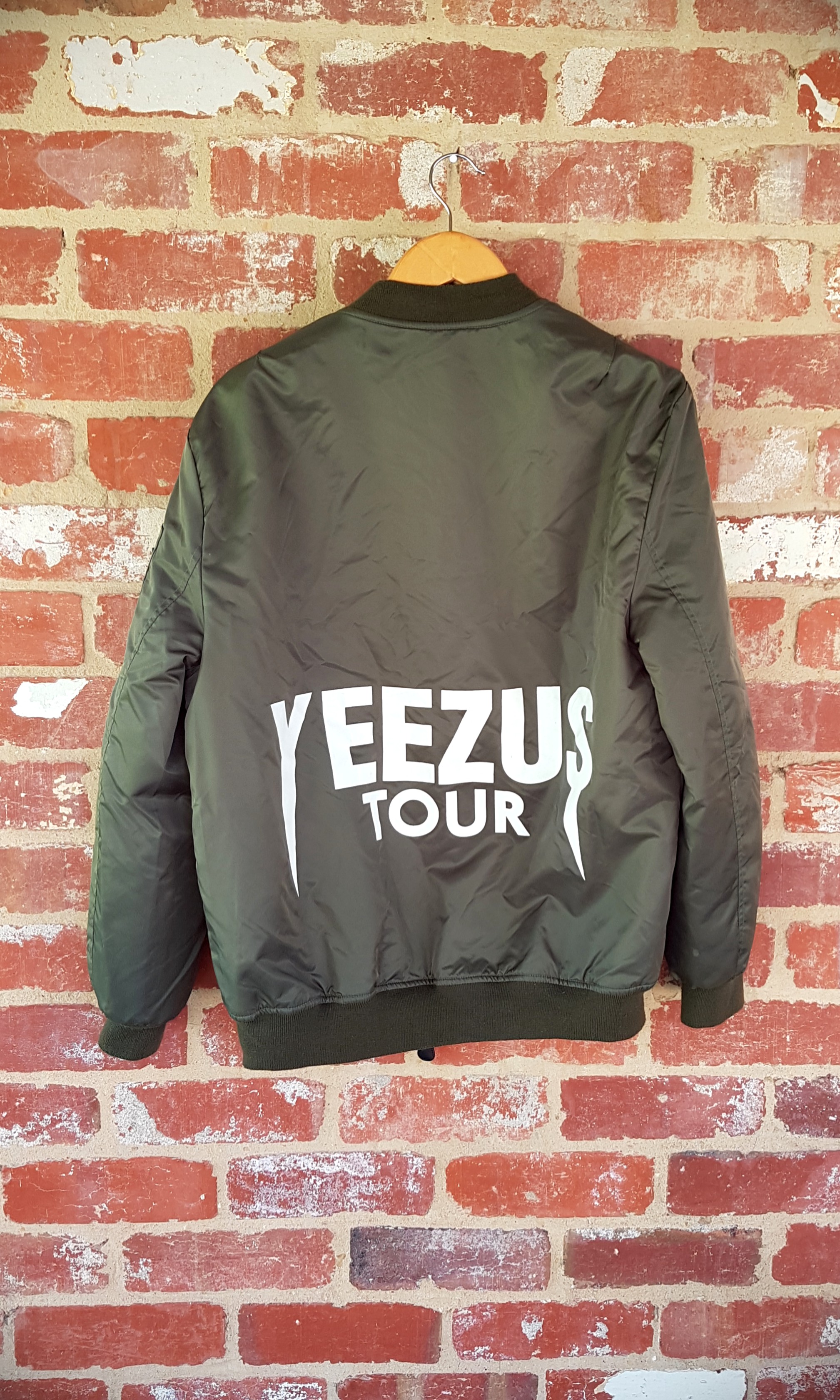 yeezy bomber jacket tour