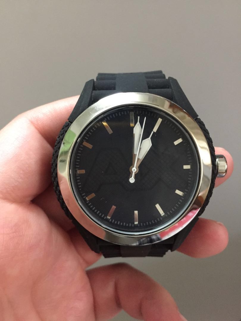 armani black color