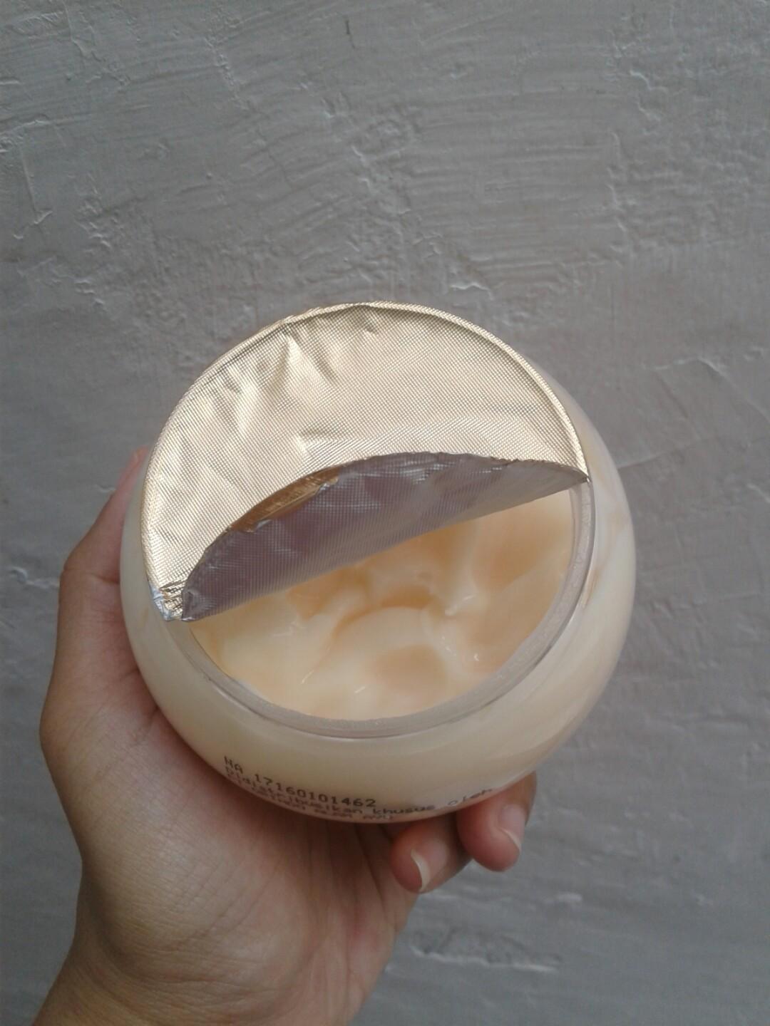 Body Cream Oriflame Milk n Honey, Kesehatan & Kecantikan, Kulit, Sabun & Tubuh di Carousell