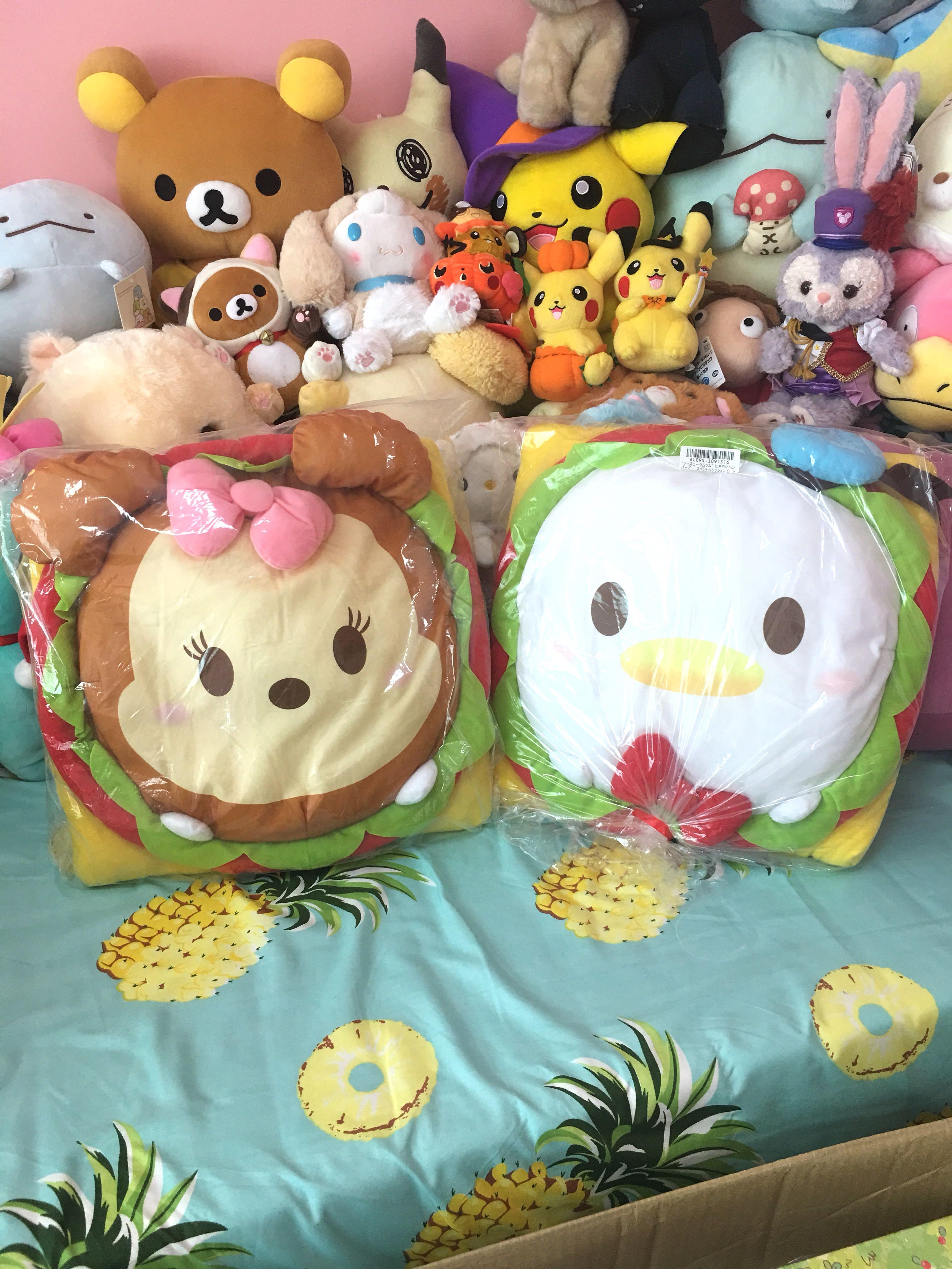 Disney Tsum Tsum Sandwich Plush Cushion Minnie Mouse Or Donald Duck Hobbies Toys Toys Games On Carousell