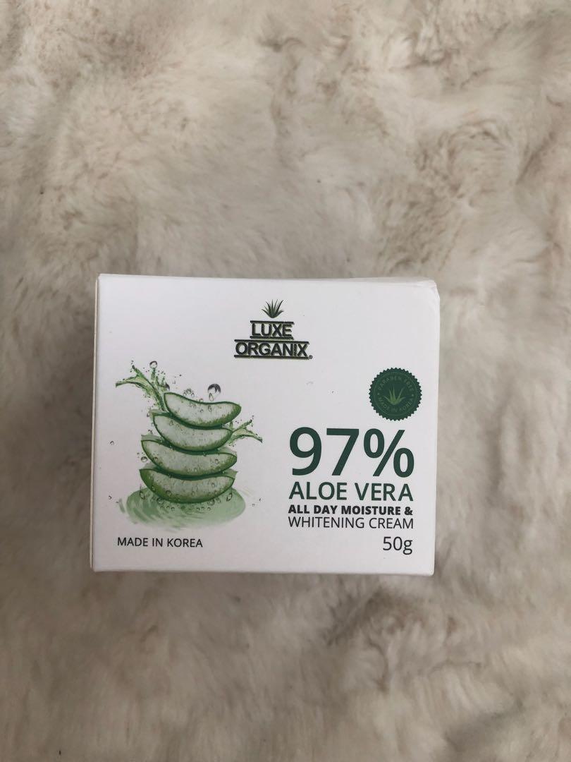 luxe organix aloe vera moisturizer