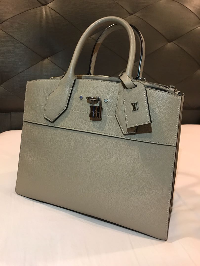 Louis Vuitton City Streamer MM, Luxury, Bags & Wallets on Carousell