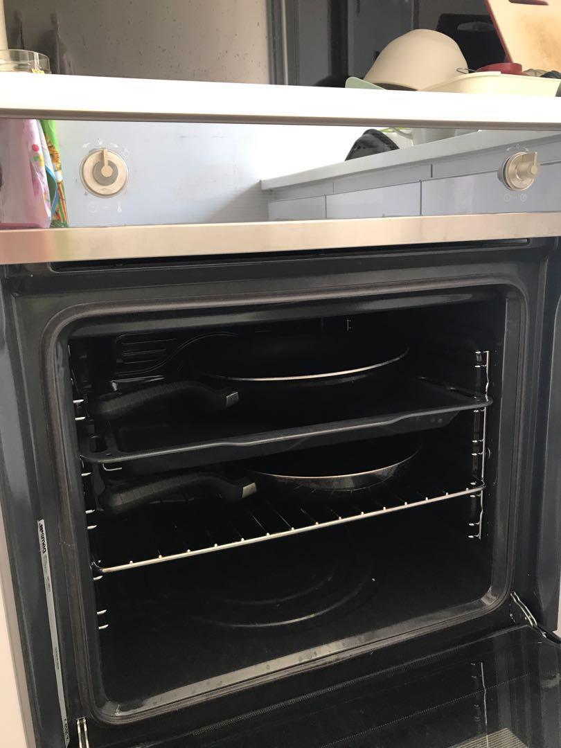 Not used builtin Smeg oven, TV & Home Appliances, Kitchen Appliances