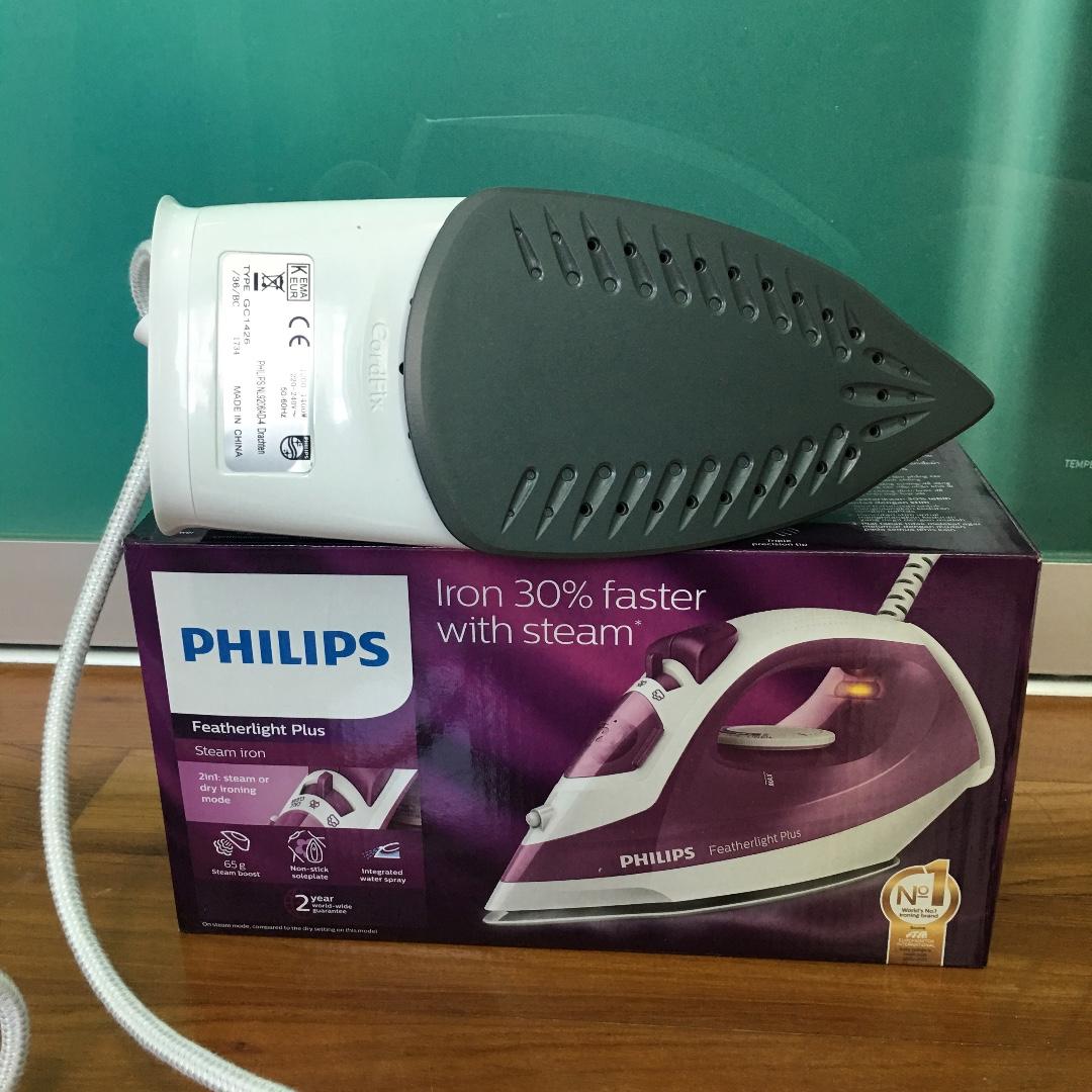 Philips featherlight plus steam clearance iron