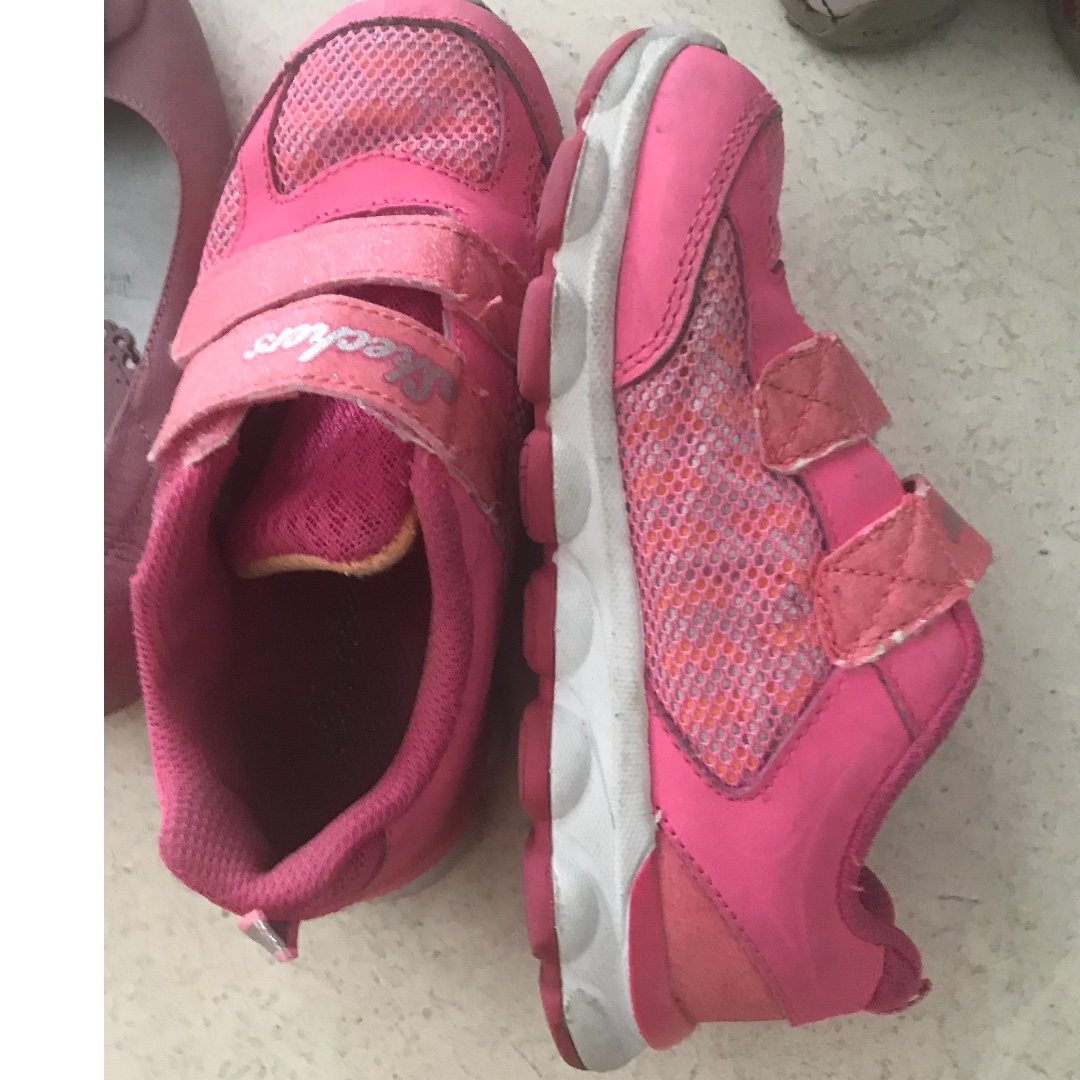 pink track shoes