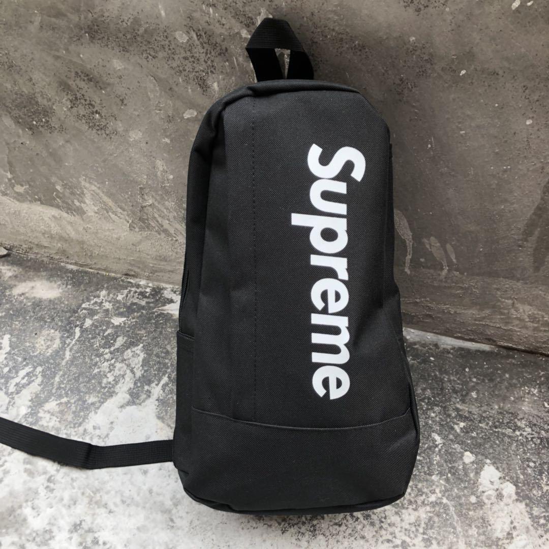 Supreme crossbody hot sale bag black