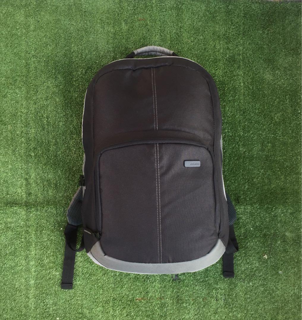 belkin laptop backpack