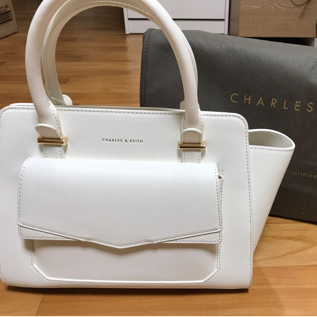 Tas Charles Keith Warna Putih Women S Fashion Women S Bags