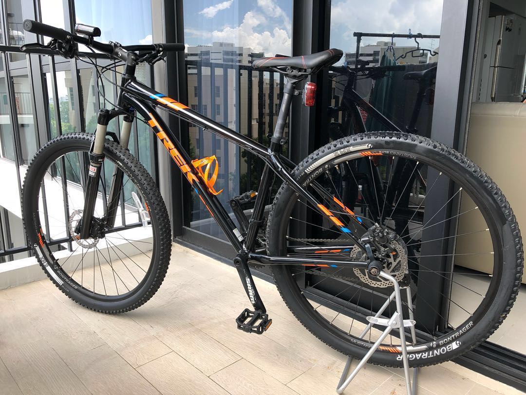 trek x caliber 8 frame size