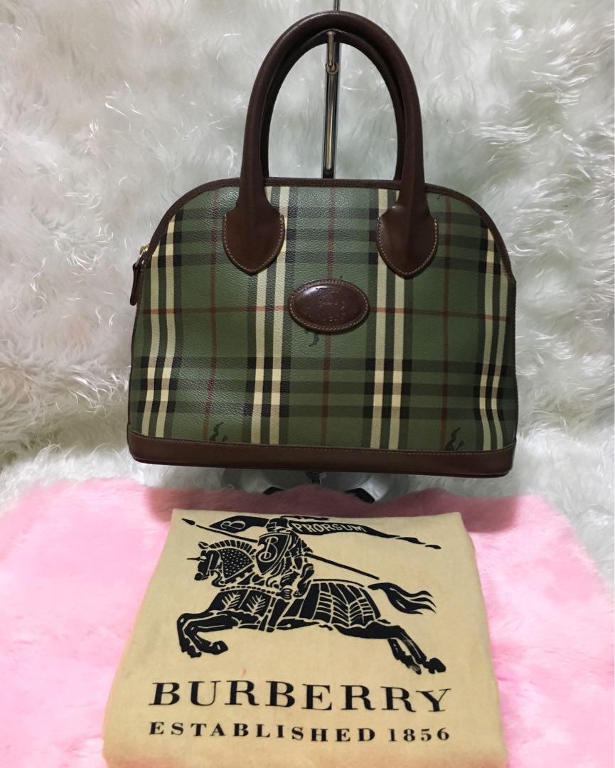 100% authentic Burberry alma style bag with dustbag, Women's Fashion, Bags  & Wallets, Purses & Pouches on Carousell