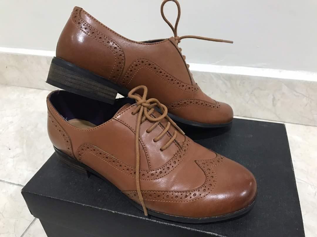clarks oxford heels
