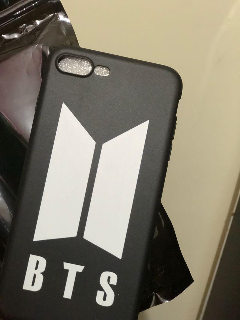 iPhone8plus case （分類：iPhone 8 系列）位於 Hong Kong。 由 hisonalw 提交（商品編號 192987342，圖片 1）。簡介： 全新iphone6/6s plus手機殻 售: $15/個; 黑色磨沙軟殻 面交: 荃灣地鐵站 郵寄： 買家自付 有意請pm #貨物岀門，不得退換。
