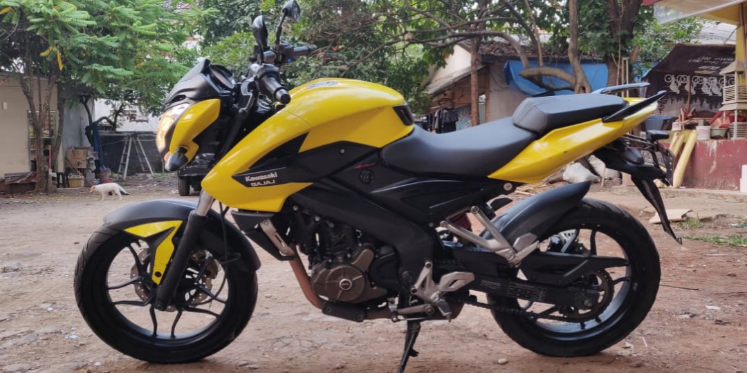 Kawasaki Bajaj Pulsar 200NS - Pajak Hidup, Motor di Carousell