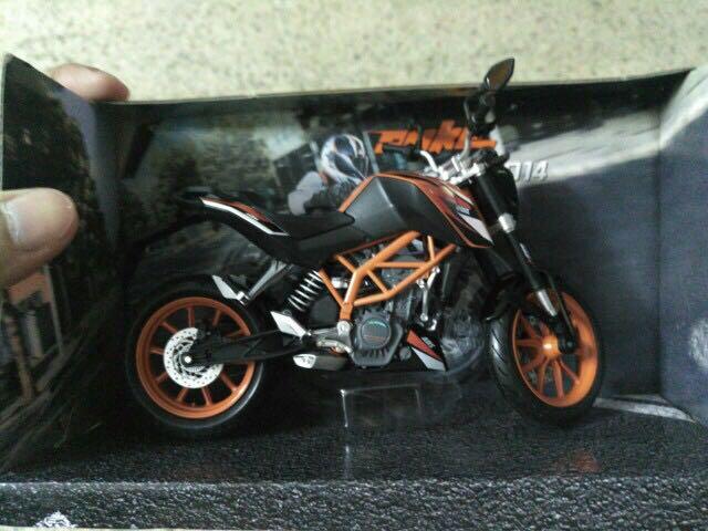 ktm duke 200 toy model