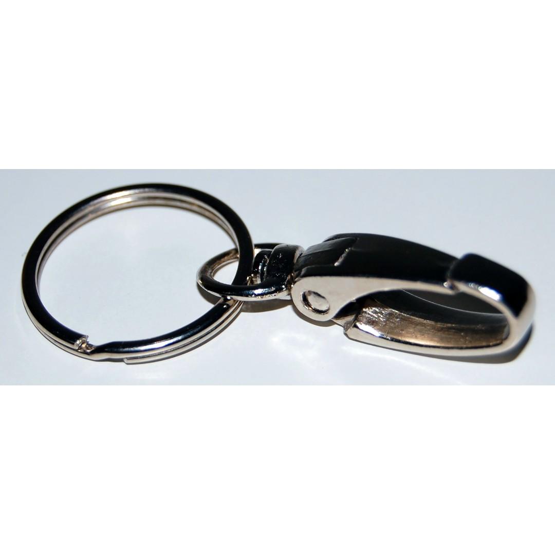 Keychain (Keyring with Metal Clip) *2022 Clearance Sale! Lowest Discount Prices!* (FRESH STOCK FOR CLEARANCE!) (Category: Craft Supplies & Tools) located in Singapore. Submitted by cdcomasia (Listing ID 192979909, Image 9). Description: Metal Key-ring clips with Carabiner hook type design suitable as a delightfully useful organizer holder for both men and women equally. Made from High Quality Metals. *(Delivery upon request. Local SG Seller Servi