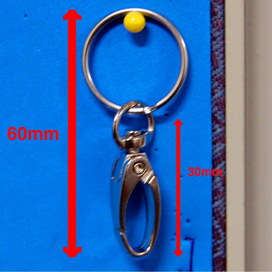 Keychain (Keyring with Metal Clip) *2022 Clearance Sale! Lowest Discount Prices!* (FRESH STOCK FOR CLEARANCE!) (Category: Craft Supplies & Tools) located in Singapore. Submitted by cdcomasia (Listing ID 192979909, Image 2). Description: Metal Key-ring clips with Carabiner hook type design suitable as a delightfully useful organizer holder for both men and women equally. Made from High Quality Metals. *(Delivery upon request. Local SG Seller Servi