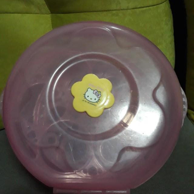 Microwave Sterilizer (Category: Breastfeeding & Bottle Feeding) located in Manila. Submitted by irinanica (Listing ID 192978142, Image 1). Description: Hindi masyado nagamit. Nakastock lang. 2 days reservation only. Last price posted. RFS: Decluttering/need funds.
