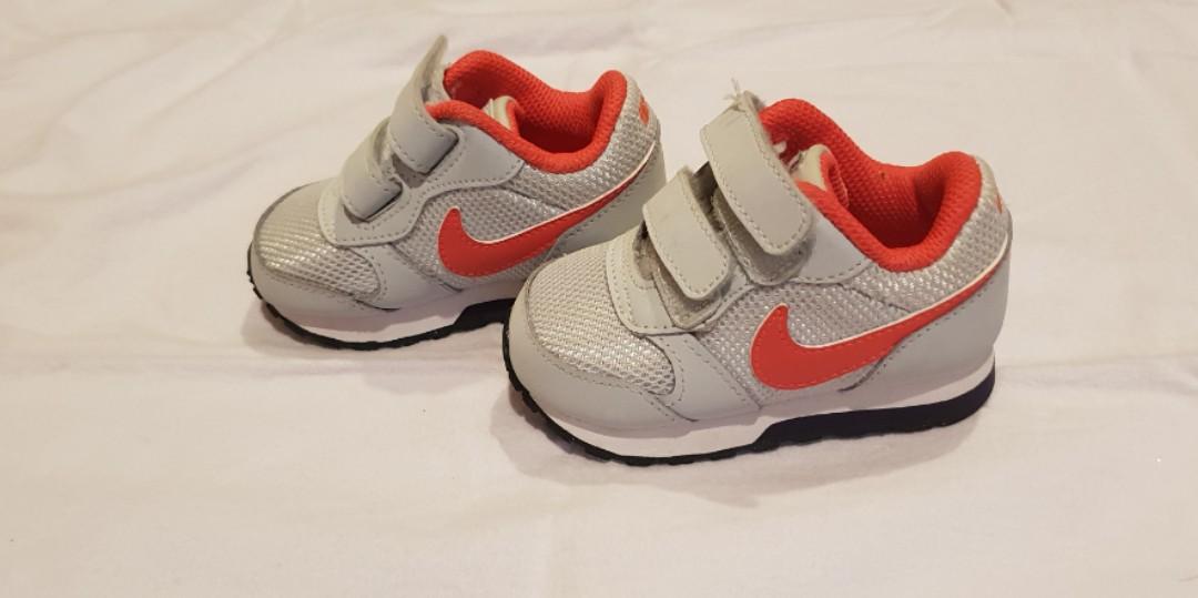 nike baby shoes size 4c