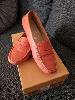 Tod’s loafer