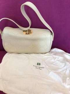 Kate spade mini handbag, very good condition (rarely use)
