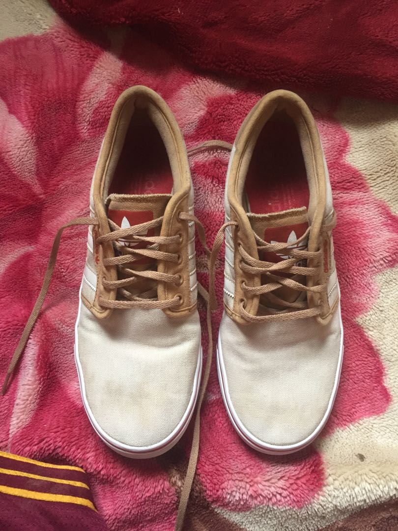 adidas seeley beige