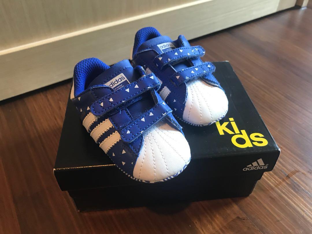 Adidas Shoe (Size: 3K), Babies \u0026 Kids 