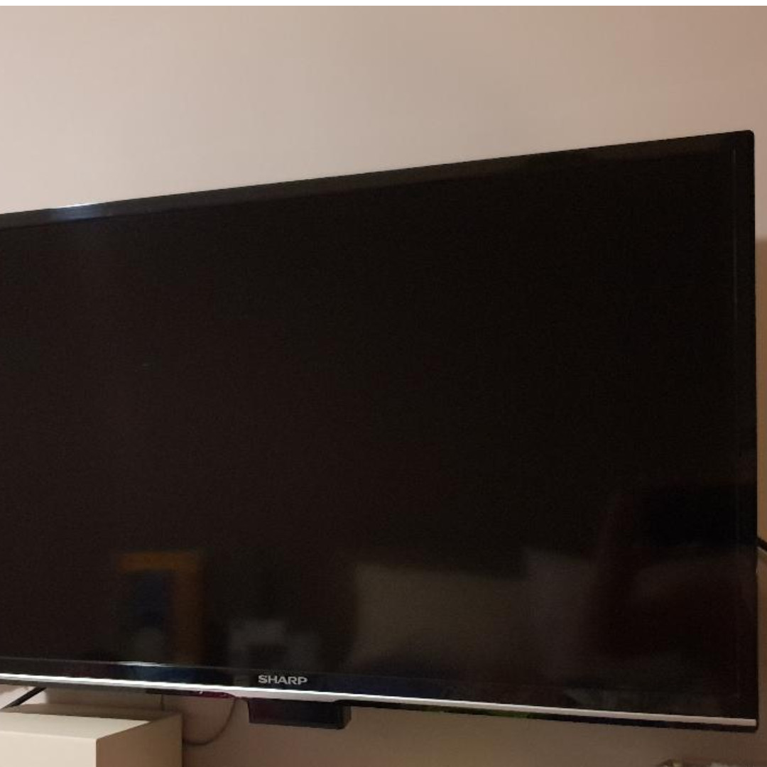 Adv Preloved Hardly Use Sharp Aquos 29 Inch Hdmi Tv Sale Call 8777 2927 To Deal Now Home Appliances Tvs Entertainment Systems On Carousell