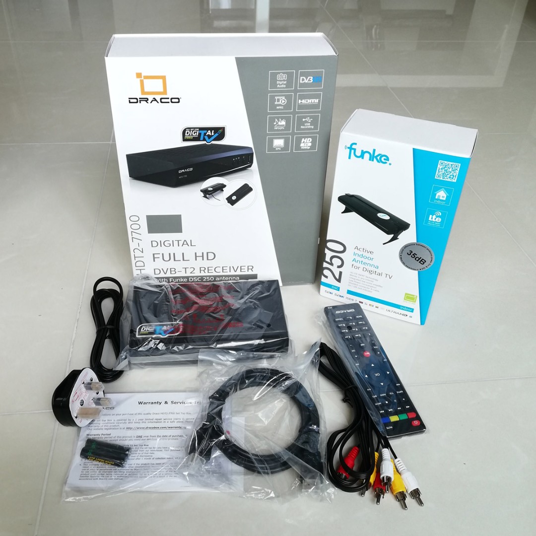 Digital Tv Kit Hdt2 7700 Dvb T2 Receiver Active Indoor Antenna Electronics Others On Carousell
