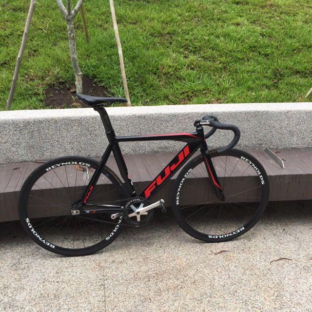 Fuji track 2.0 fullbike, Sports 